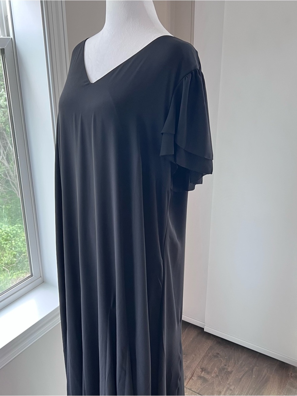 Chico’s NWT maxi black flowy beautiful dress size 3 - Picture 4 of 10